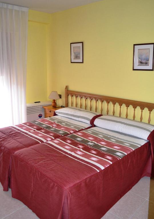 Hostal El Vegano Utiel Exterior foto