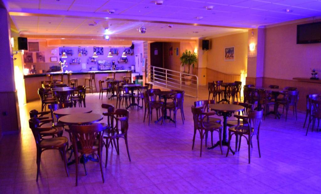 Hostal El Vegano Utiel Exterior foto